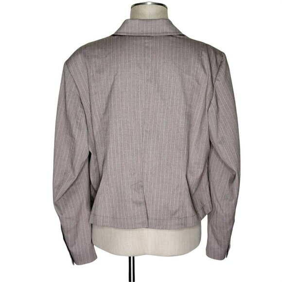 Lane Bryant Blazer Size 18 Beige Pinstripe 3 Button Closure Pockets New - Picture 3 of 7